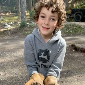 Meet your Posher, Crystal